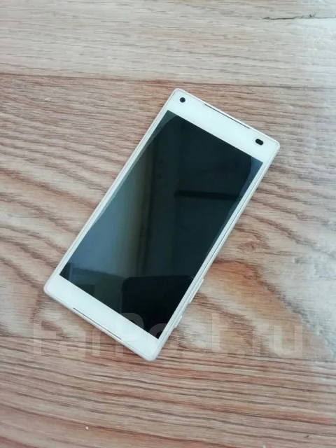 Sony Xperia Z5 Compact. �/�, �����, 4G LTE, ���������� ����