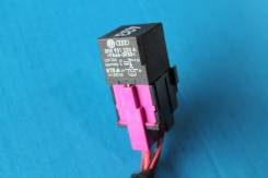 Реле. Volkswagen: Passat, Caddy, Jetta, Scirocco, Sharan, Tiguan, Beetle, Polo, Touareg, Eos, Transporter, up!, Phaeton, Touran, Golf Seat: Ibiza, Mii...