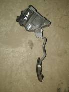 Педаль газа. Toyota Tarago, ACR50, GSR50 Toyota Previa, ACR50, AHR20, GSR50 Toyota Estima, ACR50, ACR50W, ACR55, ACR55W, AHR20, AHR20W, GSR50, GSR50W...