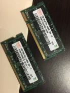 SO-DIMM DDR2.