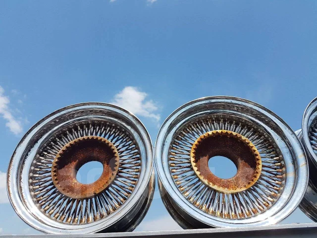 Spirit Racing. 7.0/6.0x14", 5x114.3, 5x127, ET-44/-44, �� 72���. ����