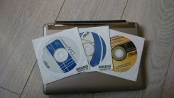 Asus N10J. 10.2", 1,6����, ��� 2048 ��, ���� 250���, WiFi: 1, Bluetooth: 1 ����
