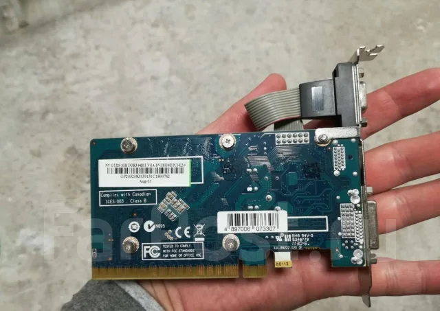 GeForce GT 520 ����