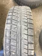 Bridgestone Blizzak Revo GZ. Зимние, без шипов, 2015 год, 30 %, 4 шт