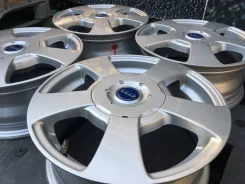 Bridgestone FEID. 5.5x14", 4x100.00, 4x114.30, ET40, �� 67,1���.