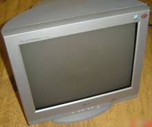 LG. 17"