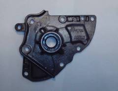 Крышка маслонасоса верхняя 15100-74050. Toyota: Nadia, Lite Ace, Corona, Crown, Ipsum, Avensis, RAV4, Gaia, Lite Ace Noah, Camry, Town Ace, Carina ED...