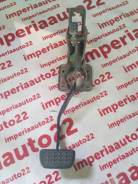Педаль тормоза. Toyota: Platz, Ipsum, Prius C, iQ, Avensis, Corolla, Yaris Verso, Innova, Probox, Raum, Echo Verso, Caldina, Tarago, Voltz, Succeed, b...