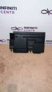 Крышка. Infiniti M45, Y50 Infiniti M35, Y50 Двигатели: VK45DE, VQ35DE, VQ35HR