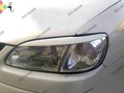 Накладка на фару. Toyota Corolla Spacio, AE111