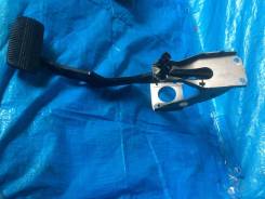 Накладка на педаль. Nissan: King Cab, Maxima, Altima, Lucino, NP300, Almera, Xterra, Bluebird Sylphy, Cedric, Silvia, Vanette Serena, Tino, Terrano Re...