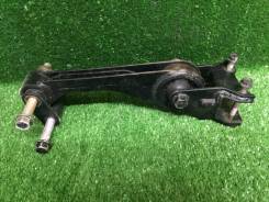 Подушка двигателя. Toyota Prius, NHW11