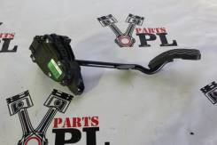 Педаль газа. Audi: A6 allroad quattro, S, A4, RS6, S6, A6, RS4, S4 Двигатели: AKE, APB, ARE, BAS, BAU, BCZ, BEL, BES, 1Z, 7A, AAH, AAT, ABB, ABC, ABP...