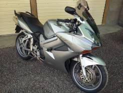 Honda VFR 800F. 800 куб. см., исправен, птс, без пробега