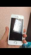 Apple iPhone 5s. Б/у, 16 Гб, Серебристый, 4G LTE