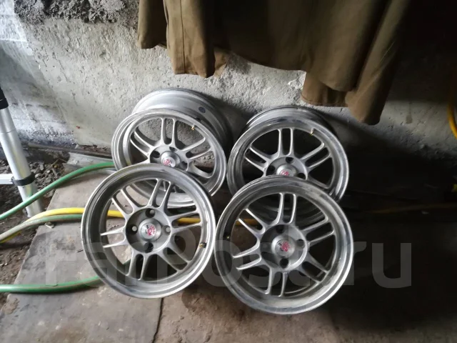 Red Wheel. 5.5x14", 4x100, ET38 ����