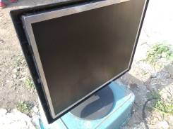 LG. 17", технология ЖК (LCD)