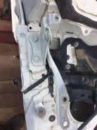 Крепление капота. Toyota Corolla Axio, NZE141, ZRE141, ZZE141, ZRE142, ZRE144, NZE144 Toyota Corolla Fielder, NZE144G, NZE141G, ZRE142G, ZRE144G Двига...