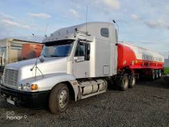 Freightliner Century. Продам сцепку бензовоз Freightliner Centuru и бочка Parcisa, 12 700 куб. см., 28 000 кг.