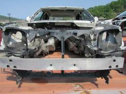 Рамка радиатора. Toyota Crown Majesta, UZS171