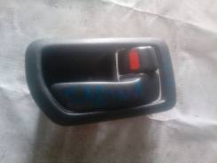 Ручка двери внутренняя. Toyota Carina, ST215 Двигатель 3SFE