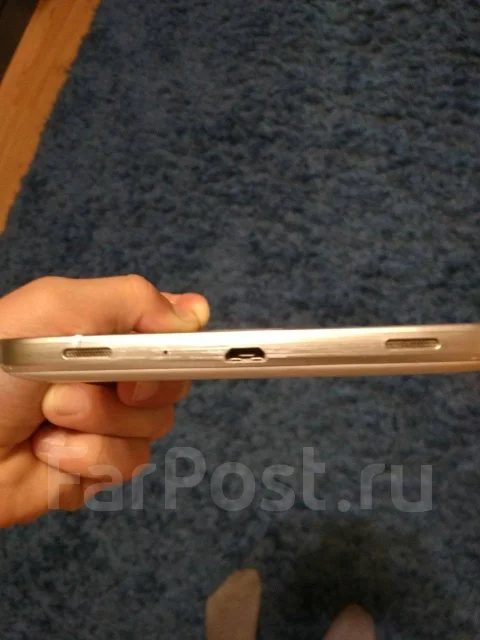 Samsung Galaxy Tab 3 7.0 8Gb ����