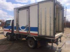 Hino Dutro. HINO Dutro 2002 Рефка, 4 600 куб. см., 2 200 кг.
