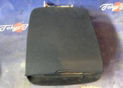 Бардачок. Subaru Forester, SG5, SG9, SG9L Двигатели: EJ203, EJ205, EJ255