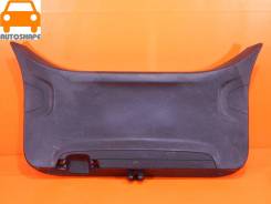 Обшивка двери багажника Opel Zafira C