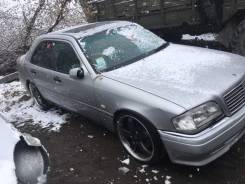 Кронштейн передней панели w202 Mercedes-Benz C-Class