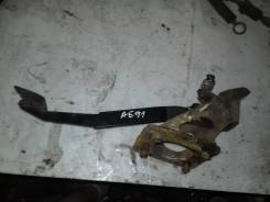 Педаль тормоза. Toyota: Sprinter, Sprinter Carib, Corolla Levin, Sprinter Trueno, Corolla Двигатели: 1C, 2C, 2E, 3E, 4AF, 4AFE, 4AGE, 5AF, 5AFE, 5AFHE...
