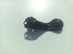 Крепление балки подвески. Toyota Avensis, ADT250, ADT251, AZT250, AZT250L, AZT250W, CDT250, ZZT250, ZZT251, ZZT251L Двигатели: 1ADFTV, 1AZFE, 1AZFSE...