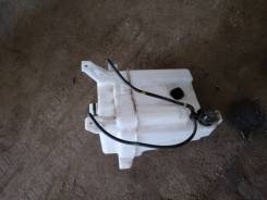 Бачок стеклоомывателя. Toyota Kluger V, ASU50, GSU55 Toyota Highlander, ASU50, ASU50L, GSU55, GSU55L, GSU50, GVU58 Двигатели: 1ARFE, 2GRFE, 2GRFKS, 2G...
