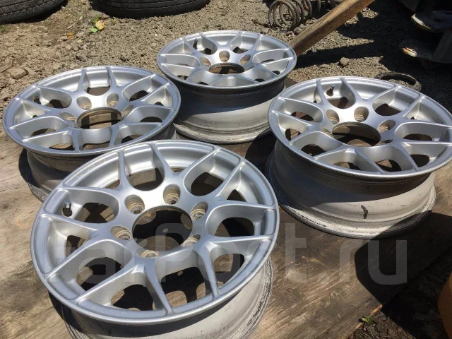 Bridgestone NR-979. 6.0x15", 6x139.7, ET25, �� 108���. ����