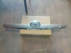 Накладка на дверь багажника. Toyota Corolla Fielder, CE121, CE121G, NZE121, NZE121G, NZE124, NZE124G Двигатели: 1NZFE, 3CE