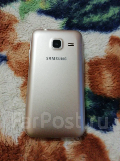 Samsung Galaxy J1 Mini. �/�, �������, 3G, 4G LTE, Dual-SIM ����