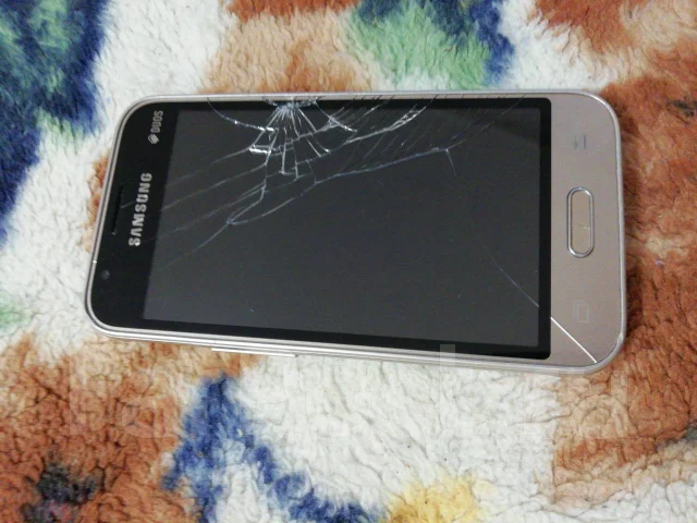 Samsung Galaxy J1 Mini. �/�, �������, 3G, 4G LTE, Dual-SIM ����