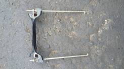 Крепление аккумулятора. Subaru Impreza WRX STI, GD, GDB Двигатель EJ207
