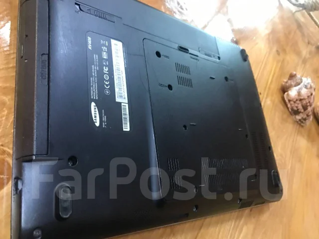 Samsung RV408. 14", 2 100����, ��� 2048 ��, ���� 465���, WiFi: 1, ����������� �� 1��. ����