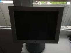 LG. 17", ���������� OLED