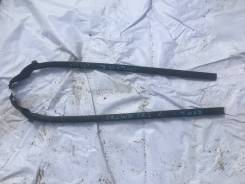 Молдинг лобового стекла. Toyota Crown, JZS171, JZS171W, JZS173, JZS173W, JZS175, JZS175W