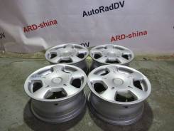 OZ Racing Universe. 6.0x14", 4x100.00, 4x114.30, ET40, ЦО 73,0 мм.