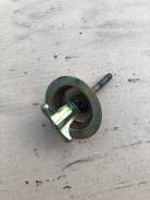 Крепление запасного колеса. Toyota Corolla Levin, AE111 Toyota Sprinter Trueno, AE111 Двигатели: 4AGE, 4AGEU