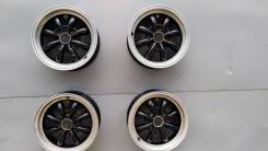 Black Racing. 5.5x15", ET20, ЦО 88,9 мм.