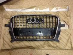 Решетка радиатора. Audi Q5, 8RB Двигатели: AAH, CDUC, CDUD, CGLC, CGLD, CGQB, CHJA, CJCA, CJCB, CJCD, CMGB, CNCB, CNCD, CNCE, CNHA, CNHC, CPMA, CPMB...