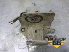 Кронштейн задней балки левый (554309U00A) Nissan Note (Е11) с 2006-2013г в Екатеринбурге Кронштейн задней балки левый (554309U00A) Nissan Note (Е11) с 2006-2013г