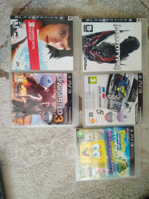 Sony PlayStation 3 Slim ����
