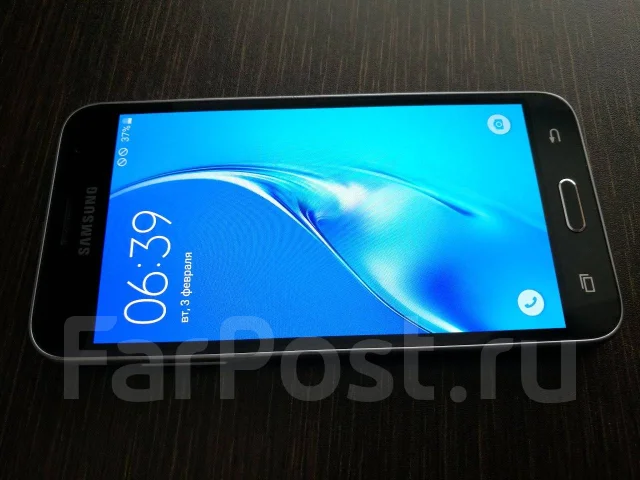 Samsung Galaxy J3 2016. �����, ������, 4G LTE, Dual-SIM ����