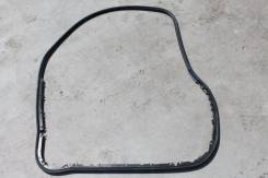 Уплотнитель на переднюю левую дверь AUDI A6 4F2 ONL. Audi A6 allroad quattro, 4FH Audi S6, 4F2, 4F5 Audi RS6, 4F2, 4F5 Audi A6, 4F2, 4F2/C6, 4F5, 4F5...