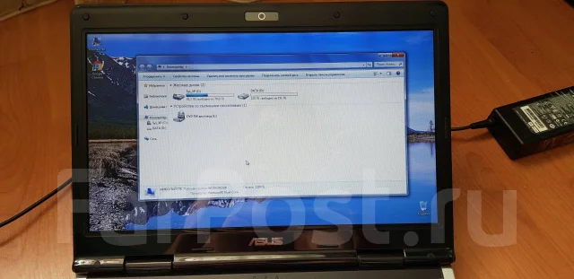 Asus F80S. 14", 2 100����, ��� 2048 ��, ���� 250���, WiFi: 1, Bluetooth: 1, ����������� �� 1��. ����